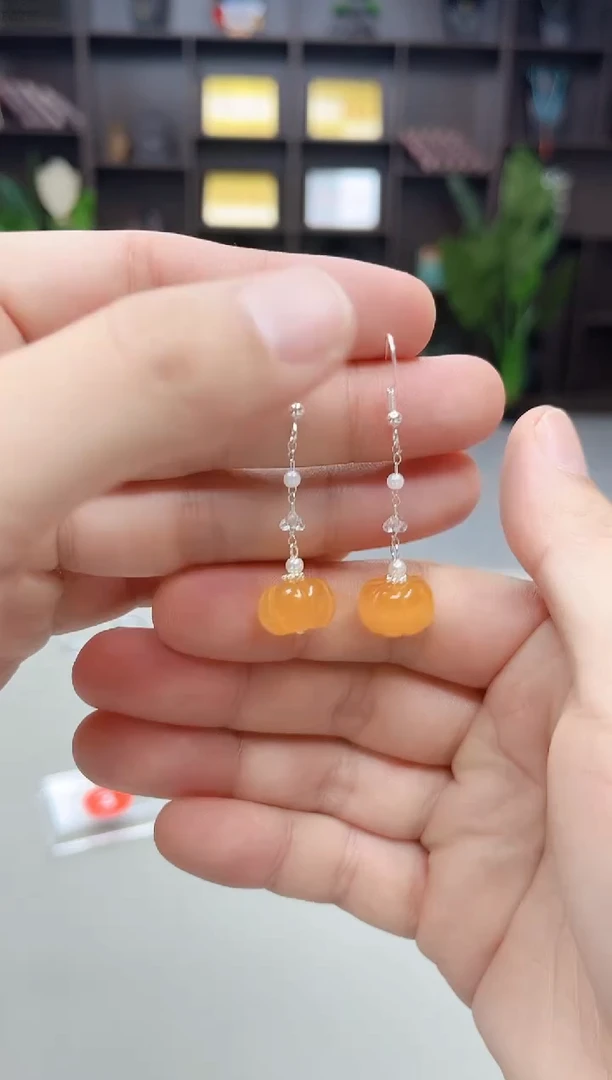 未镶嵌耳饰玛瑙/玉髓W06