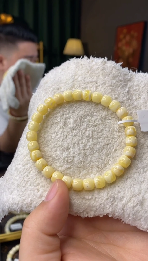 【闪购商品】蜜蜡手串未镶嵌7.3mm老型微瑕