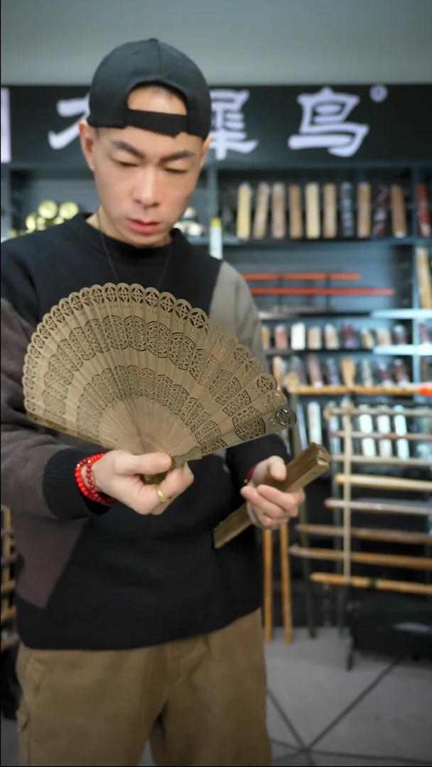 【闪购商品】金丝楠手作木制雕刻品