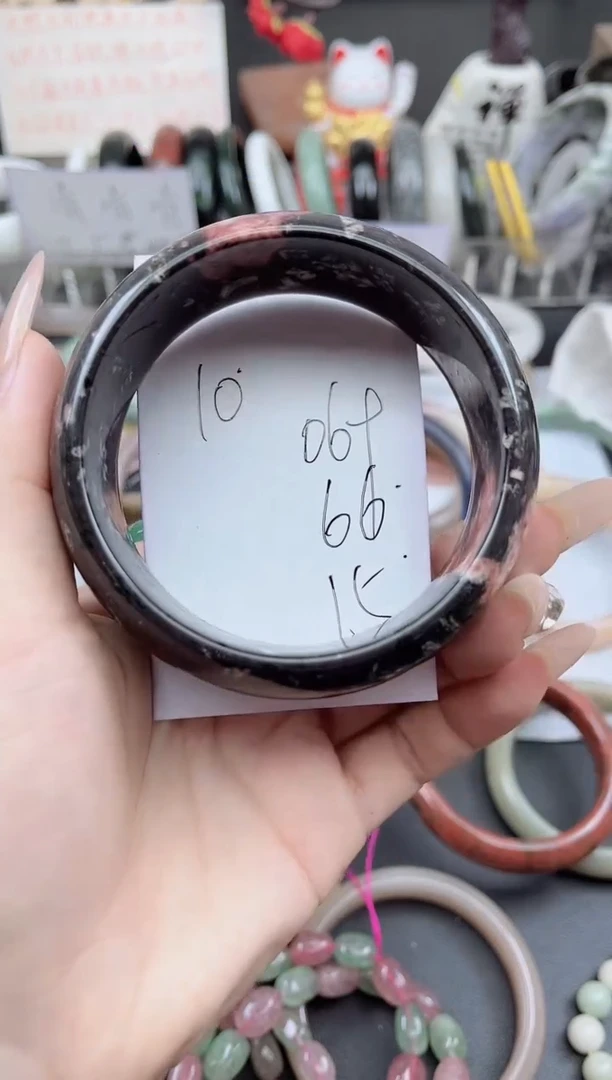 未镶嵌手镯石英质玉069