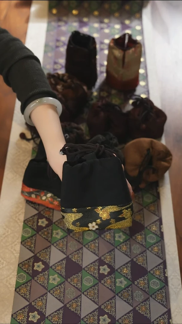 盖碗袋············