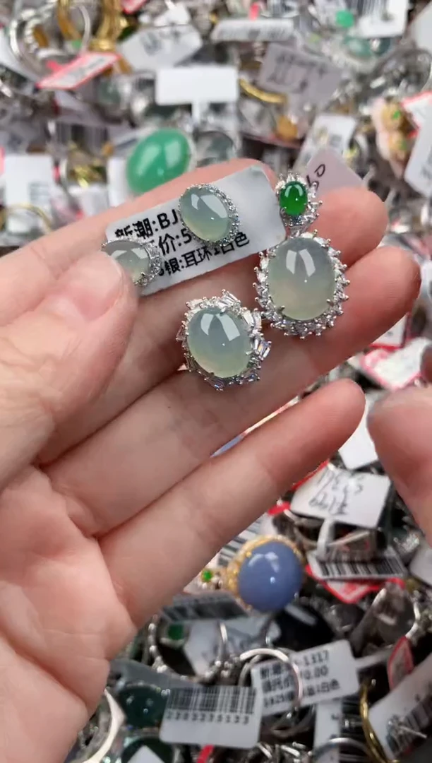 银S925镶嵌戒指翡翠5555     10