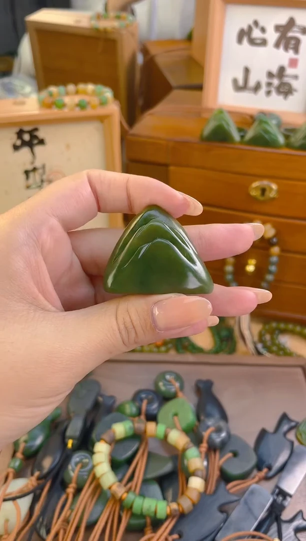 手链未镶嵌和田玉靠山