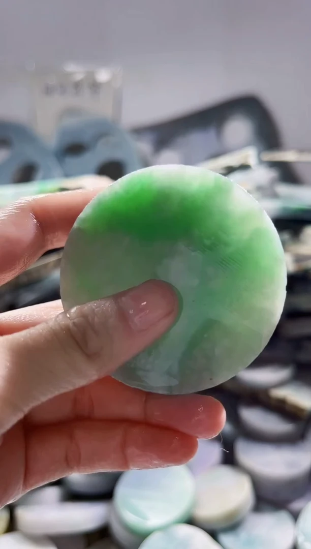 翡翠裸石缅甸翡翠A货柠230