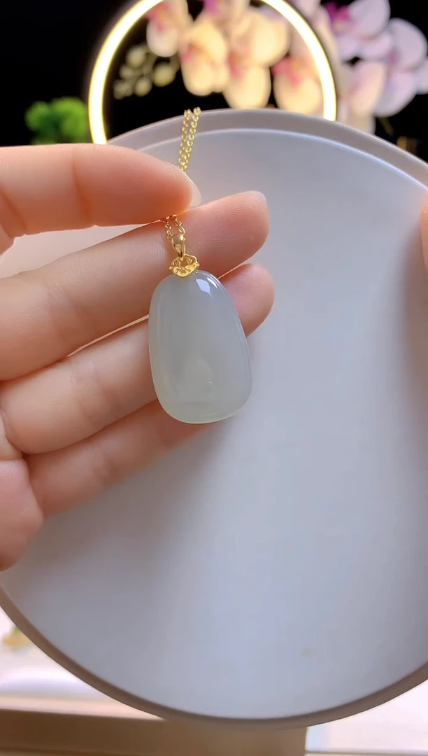 吊坠(赠链)银S925镶嵌和田玉无事牌