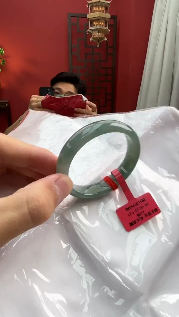 未镶嵌手镯（贵妃镯）翡翠翡翠手镯16