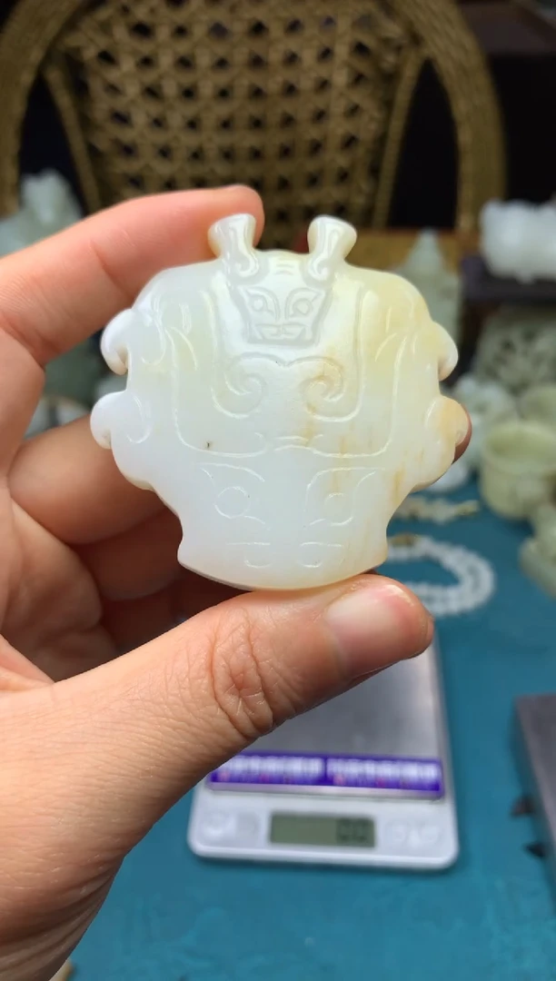 颈饰未镶嵌和田玉1