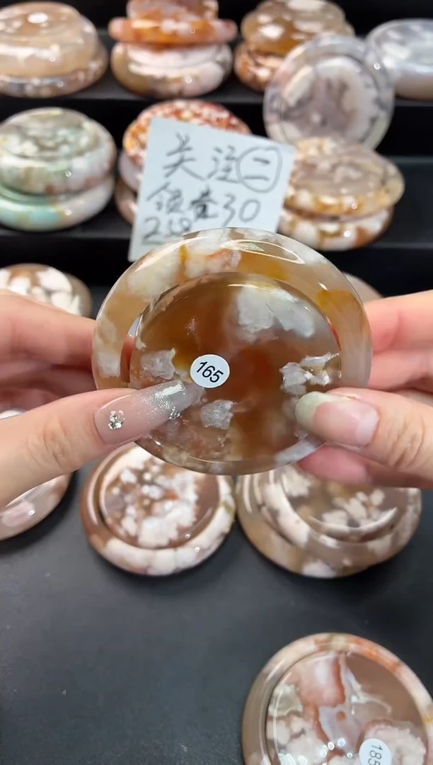 手镯玛瑙/玉髓未镶嵌石英质玉53圈(赠送镯心)圈口建议拍大