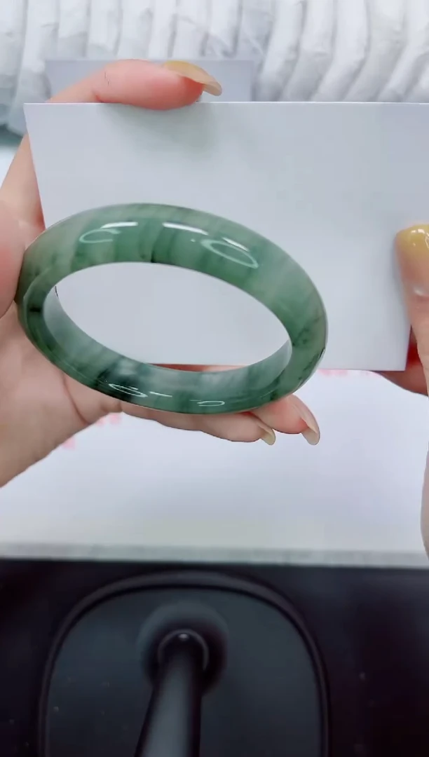 石英质玉手镯未镶嵌541