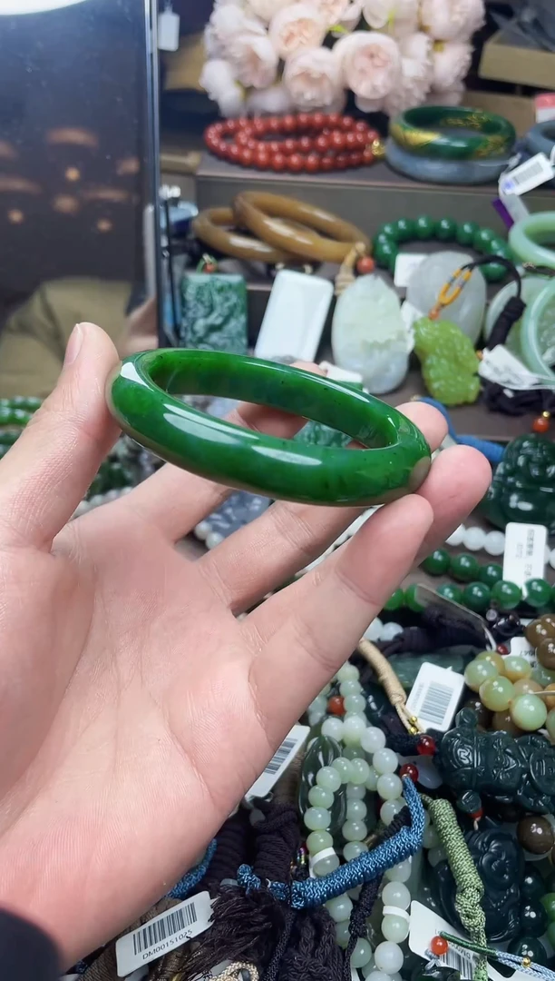 颈饰未镶嵌和田玉未镶嵌和田玉吊坠拍一发一