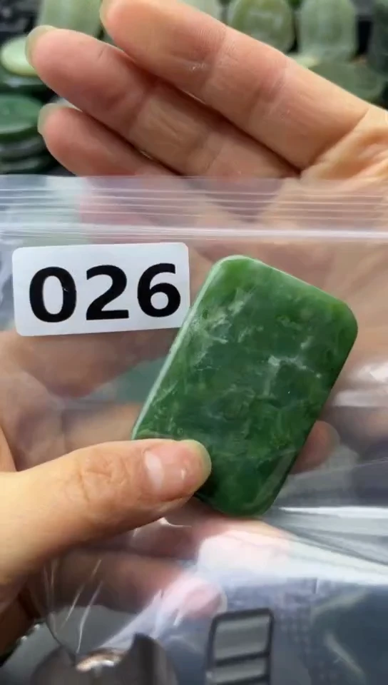 未镶嵌和田玉珠宝半成品牌子