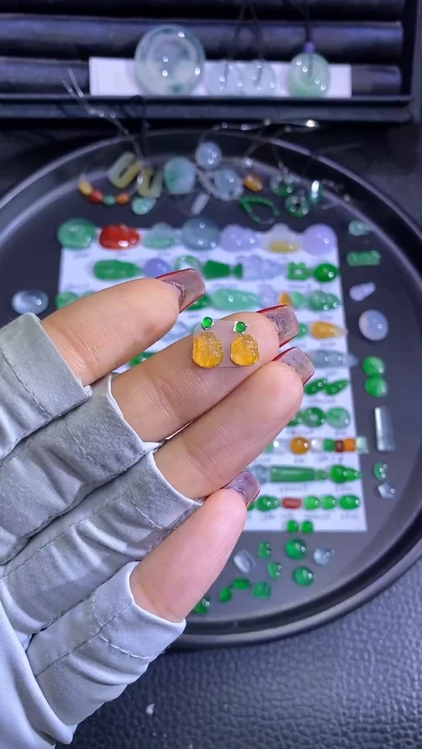 未镶嵌挂件翡翠貔貅