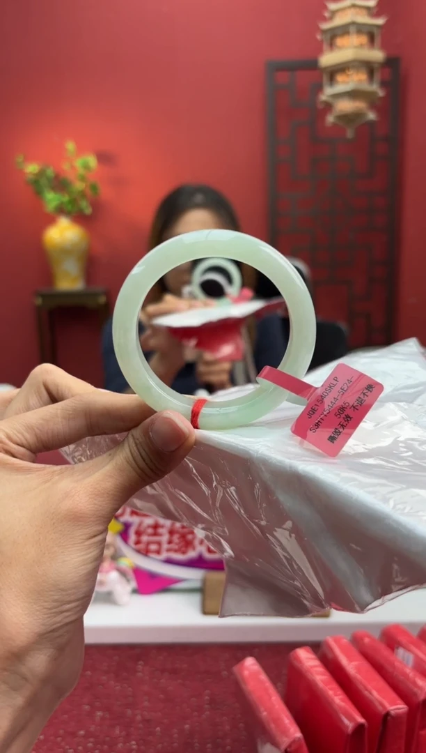未镶嵌手镯翡翠翡翠手镯4