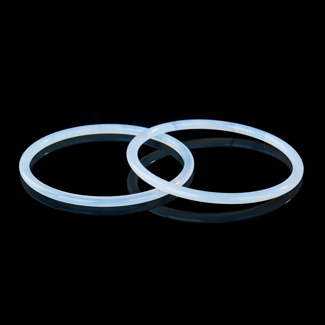 SZ-002  小叮当玛瑙手镯白月光 淡粉 冰透冰种A货 多样性发一对