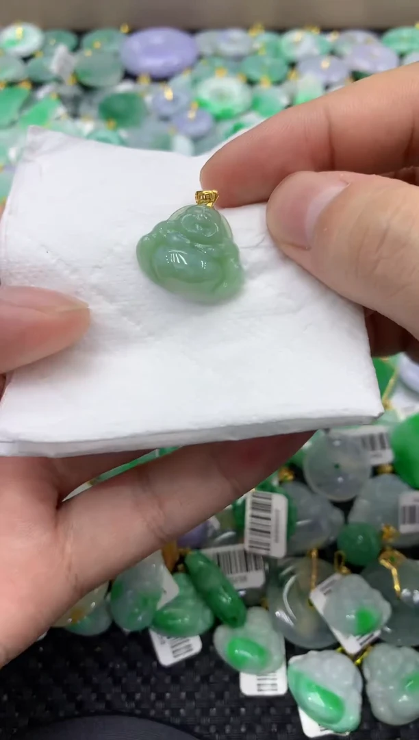 颈饰未镶嵌翡翠天然缅甸翡翠A货