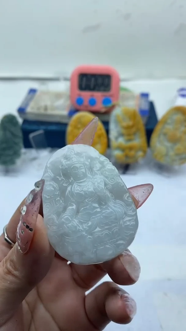 【闪购商品】翡翠颈饰未镶嵌挂件