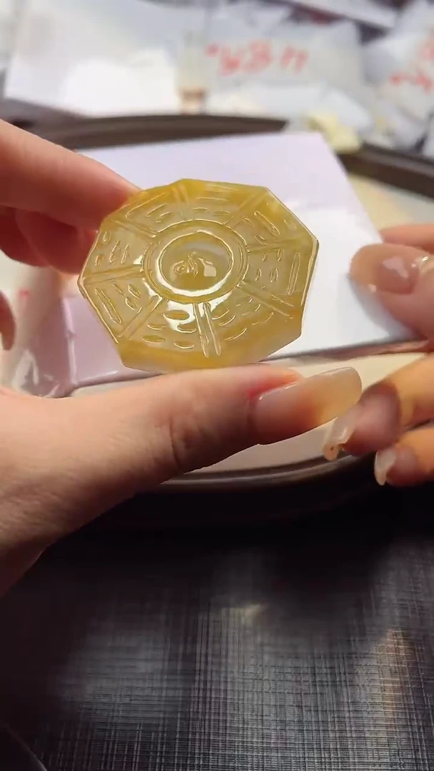 【闪购商品】翡翠颈饰未镶嵌100633590