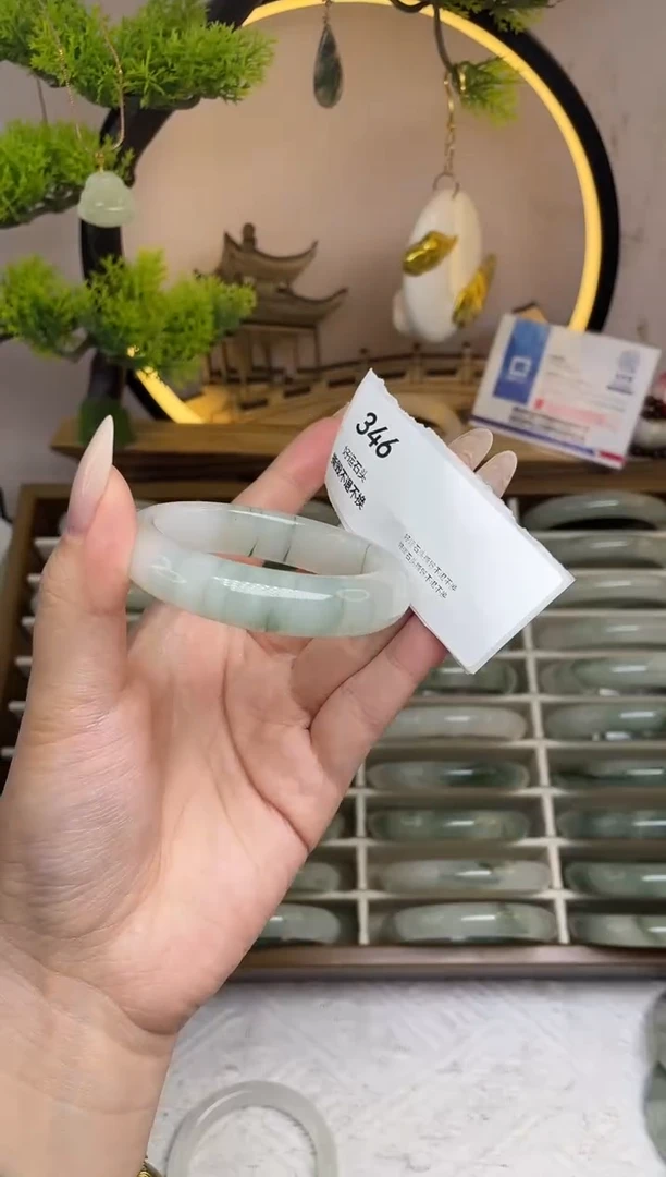 未镶嵌手镯石英质玉瑕346