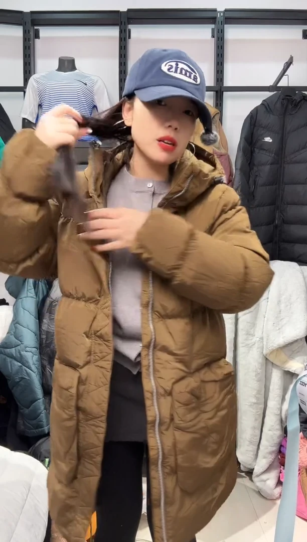 2212闪购编码  运动卫衣裤以直播间过款为准 尺码  ·  180