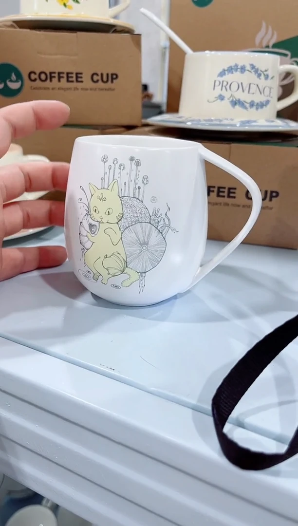 新骨瓷陶瓷（简装）猫杯子一个