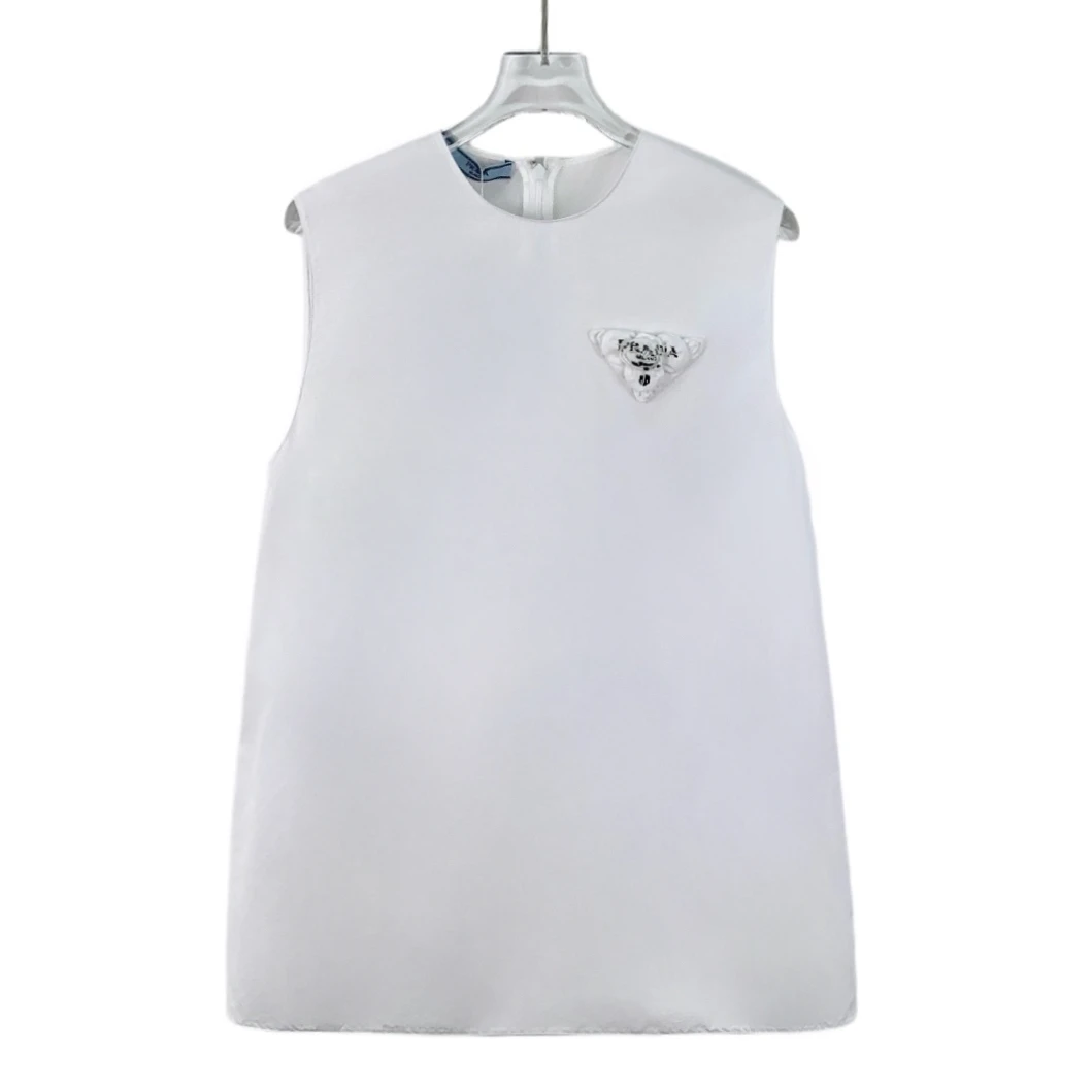 99新 Prada/普拉达 FW0526 白色三角标棉质圆领无袖衬衫背心 38码