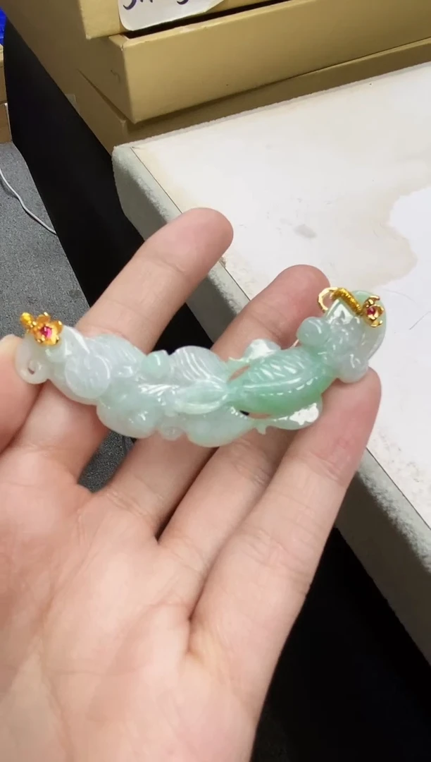 颈饰未镶嵌翡翠清***洋吊坠