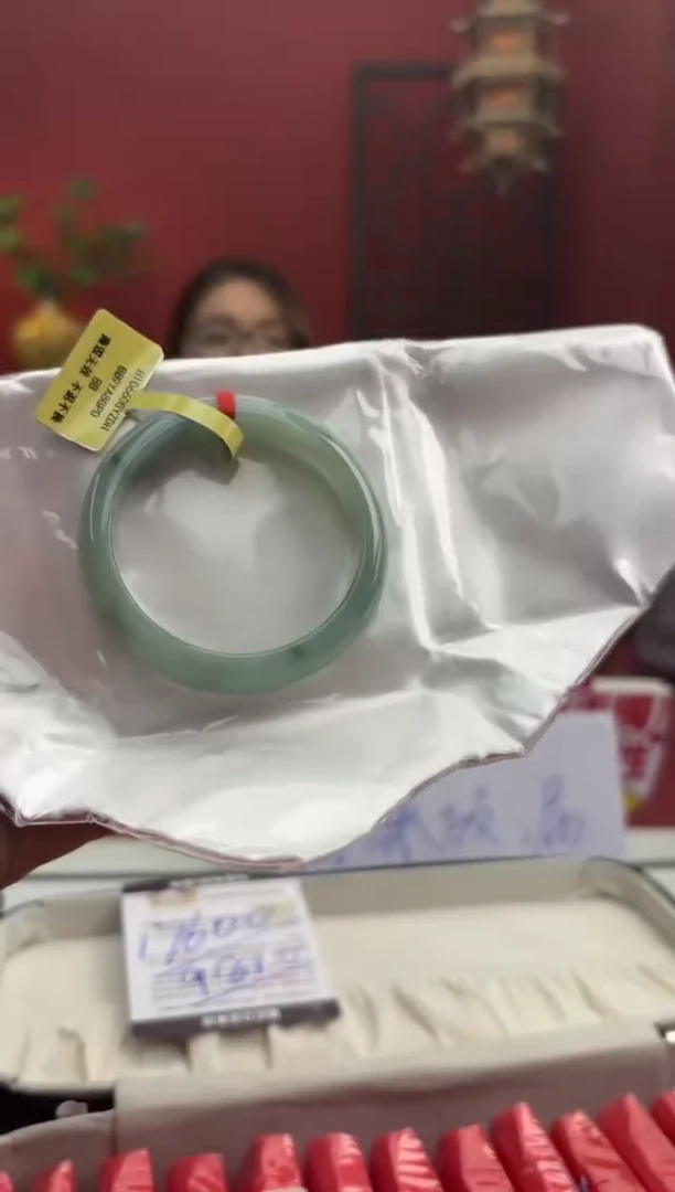 未镶嵌手镯翡翠翡翠手镯1