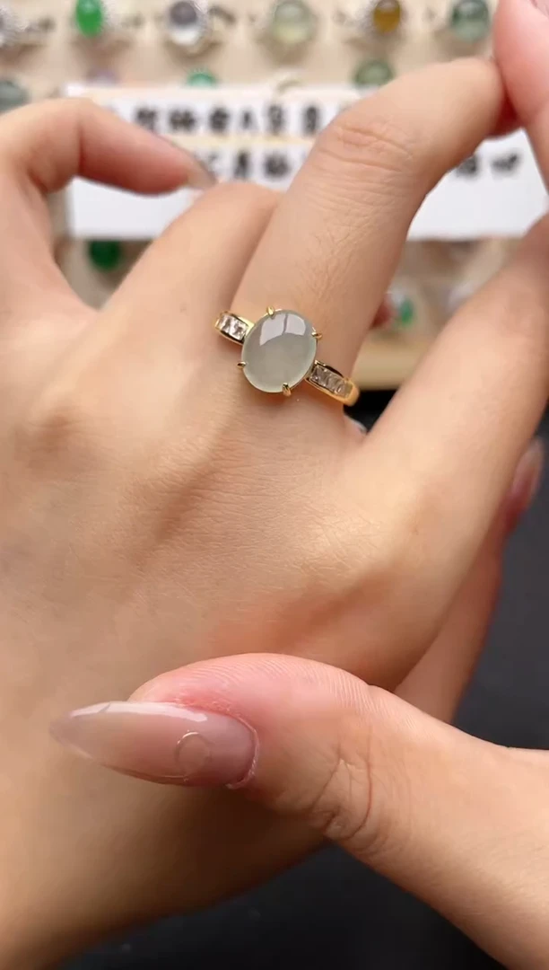 【闪购商品】翡翠戒指银S925镶嵌一物一证一礼盒