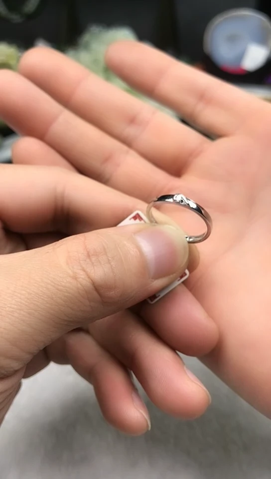 【闪购商品】锆石以实物为准银S925镶嵌戒指