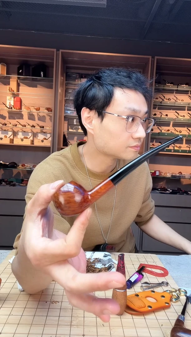 福利回血登喜路烟斗