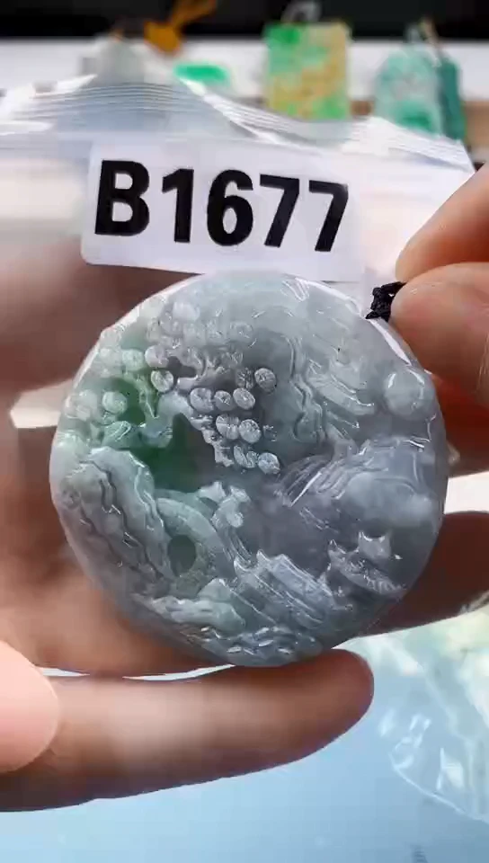 翡翠未镶嵌颈饰天然翡翠吊坠挂件