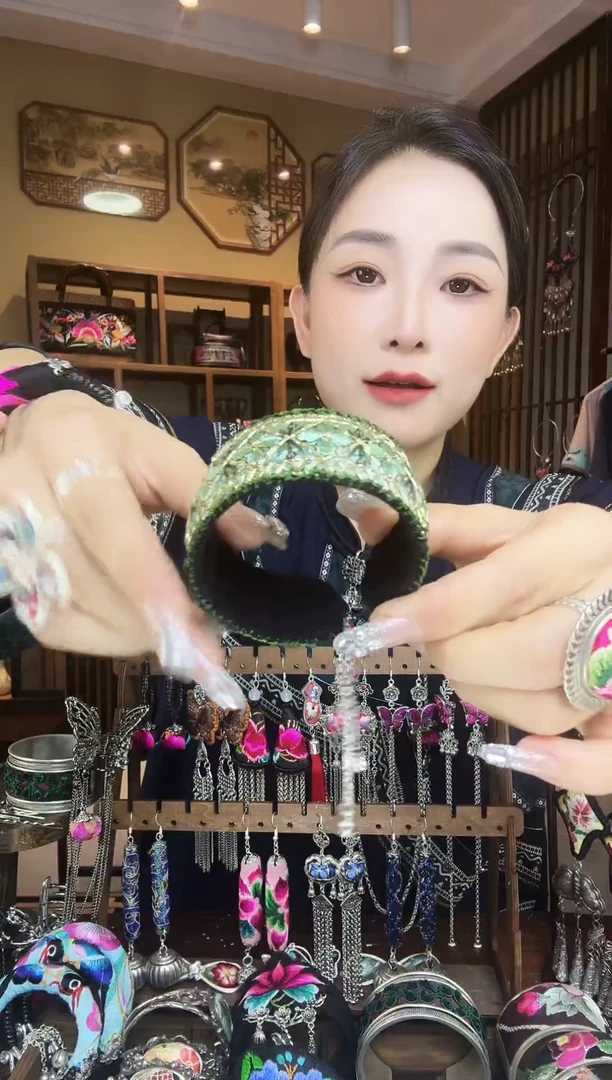 刺绣非遗刺绣民族风饰品