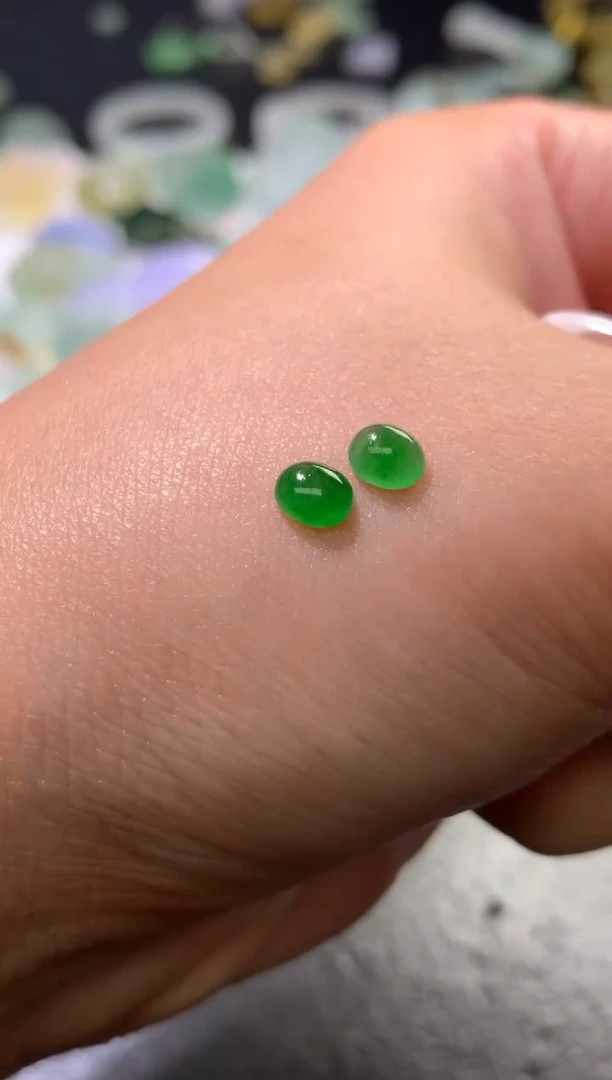 未镶嵌定制翡翠毛货 5-4.4-2.3