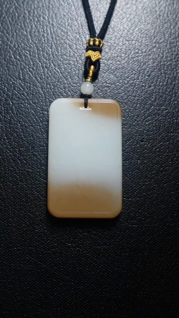 颈饰未镶嵌和田玉无事牌