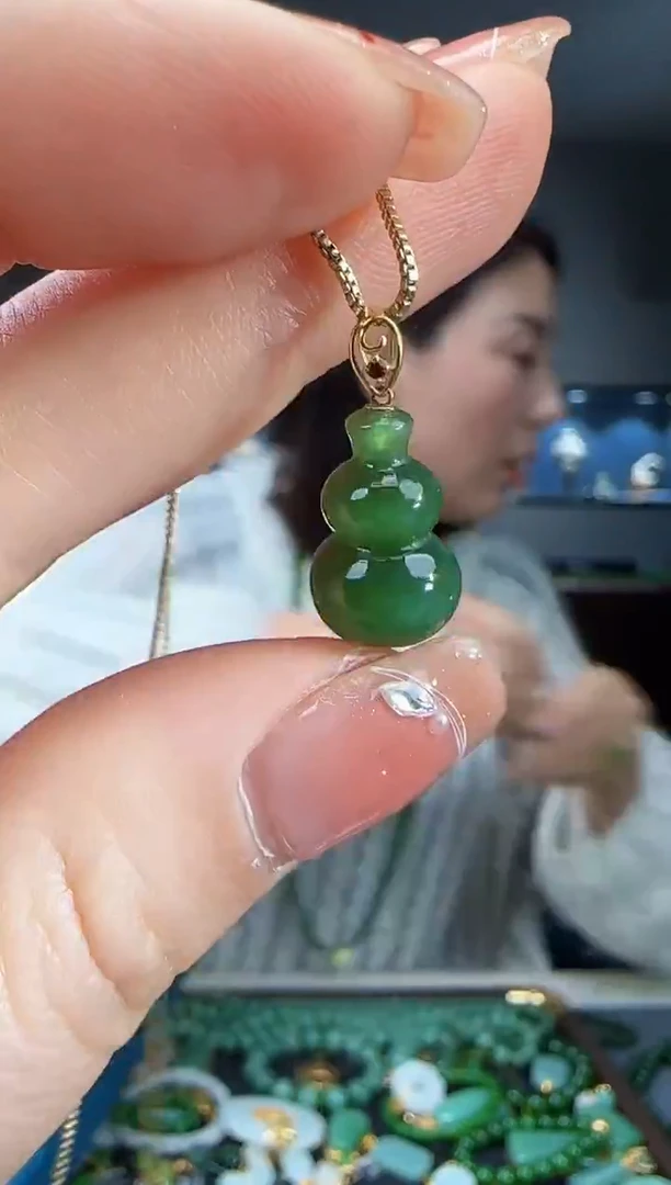 吊坠(不含链)18K金镶嵌和田玉1