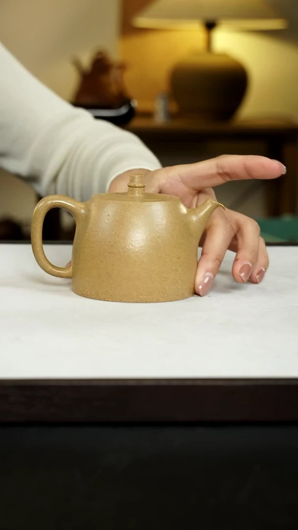 【闪购商品】紫砂茶壶汉掇黄金段泥200CC