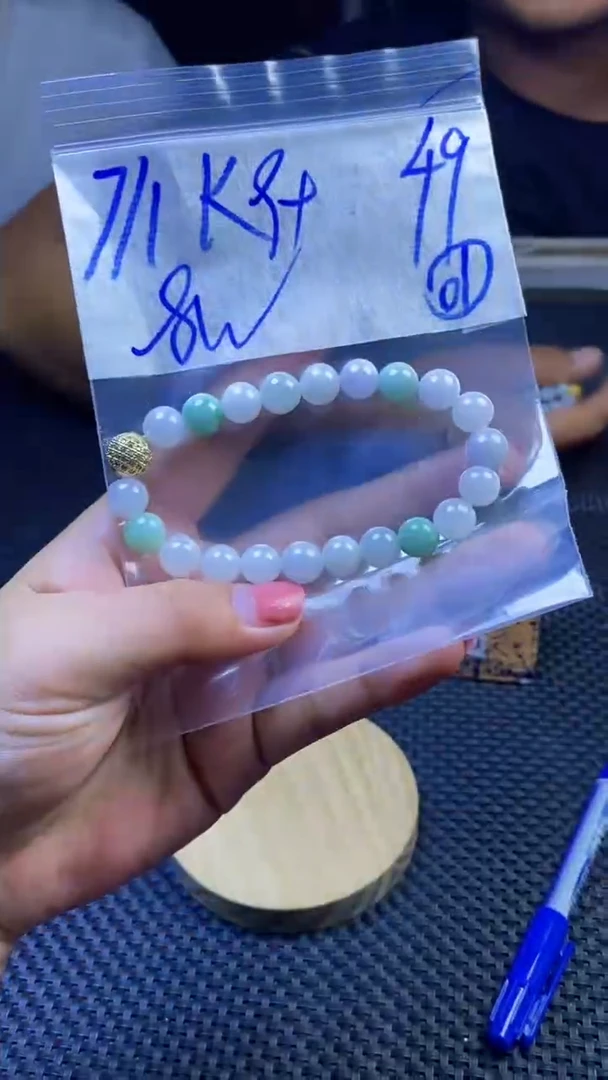 定制翡翠未镶嵌天然缅甸A货翡翠，多样性发货只发其一