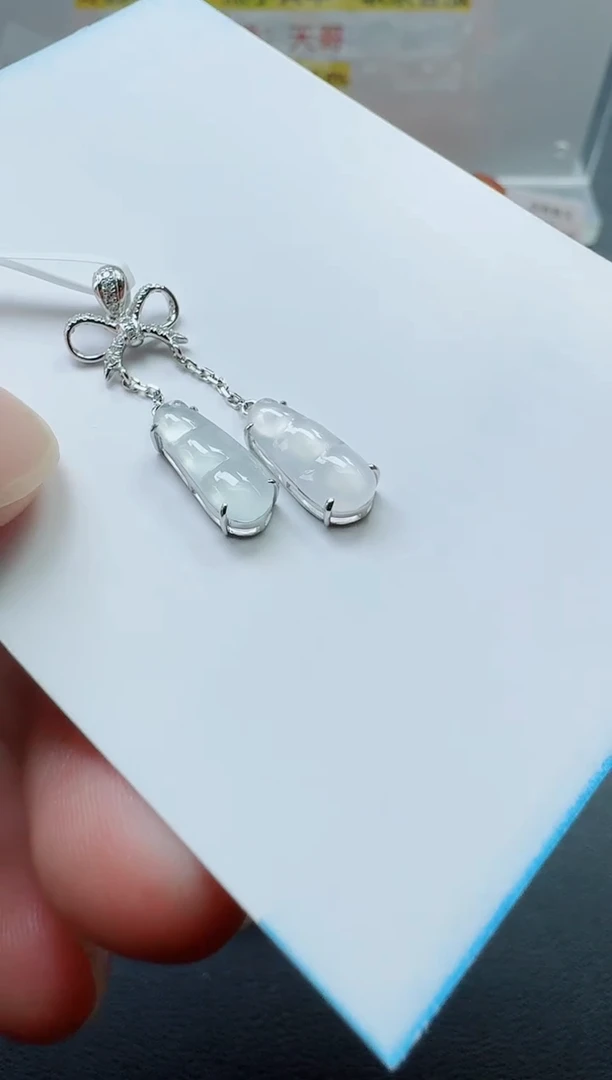 翡翠18K金镶嵌颈饰寄售回流，不退不换