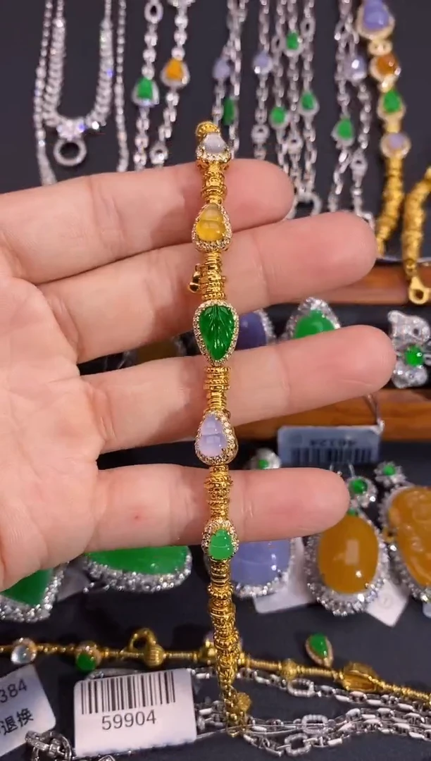 18K金镶嵌手链翡翠手链