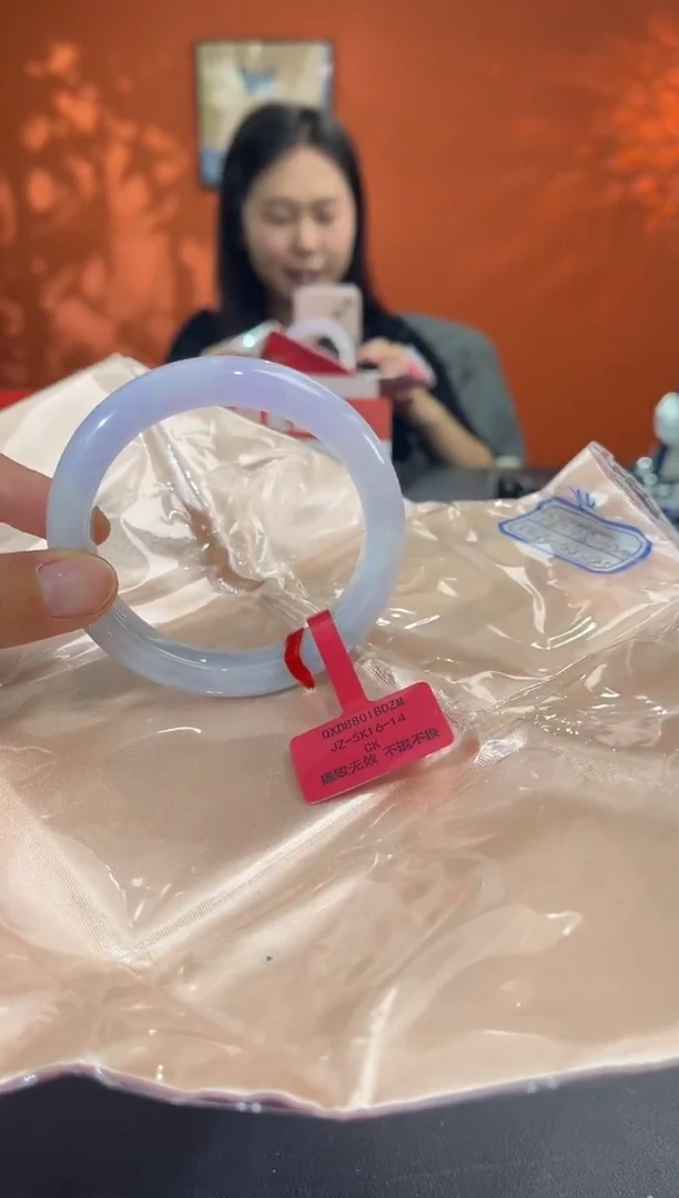 未镶嵌手镯翡翠8