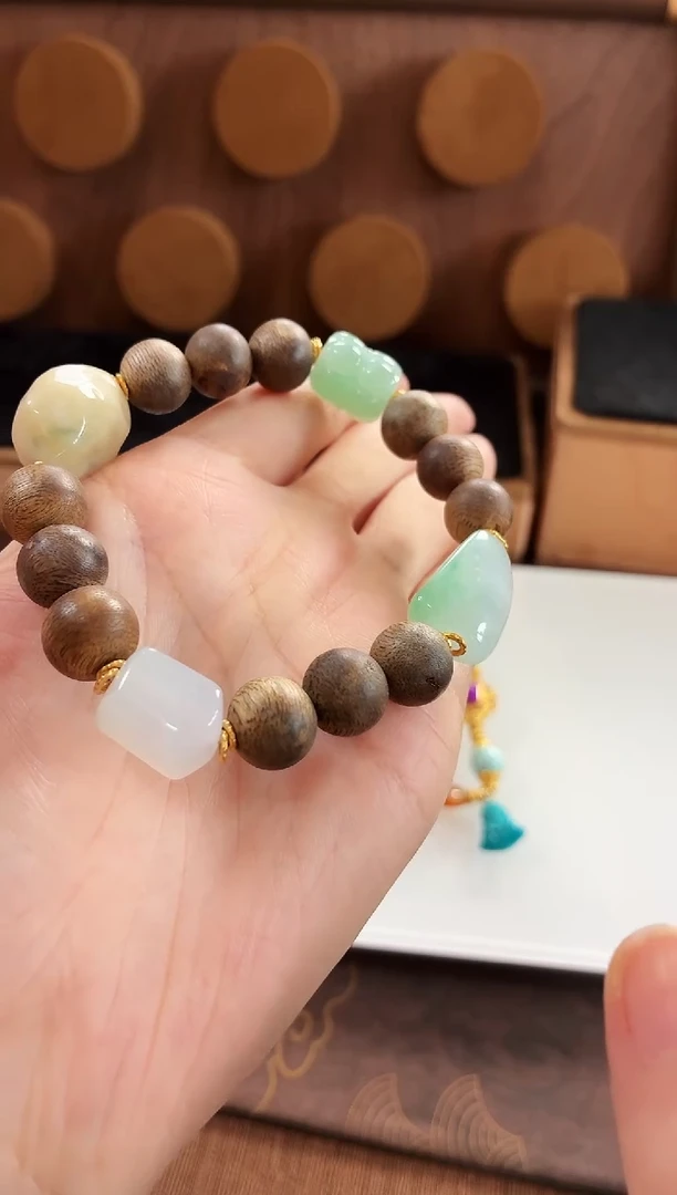 未镶嵌手链翡翠手串