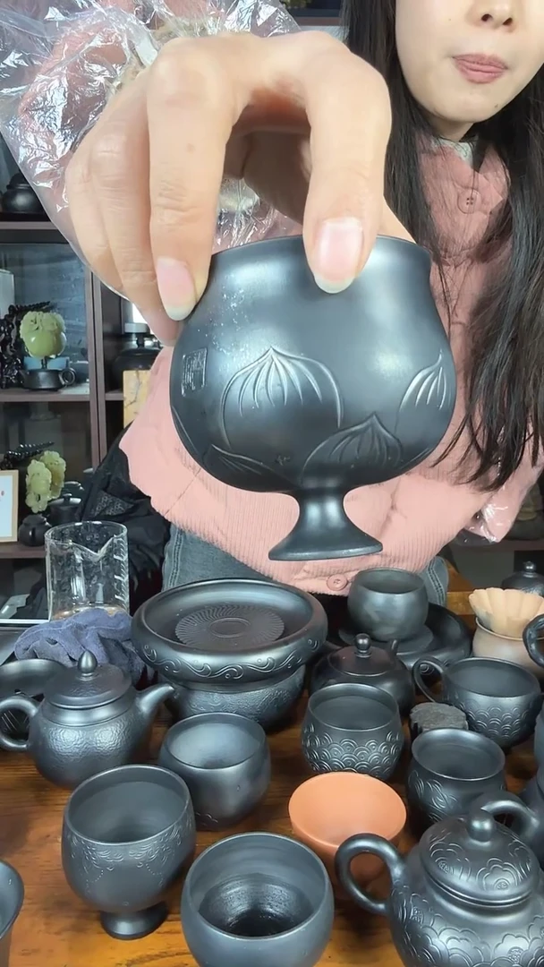 神农黑陶瑕疵高足莲花杯