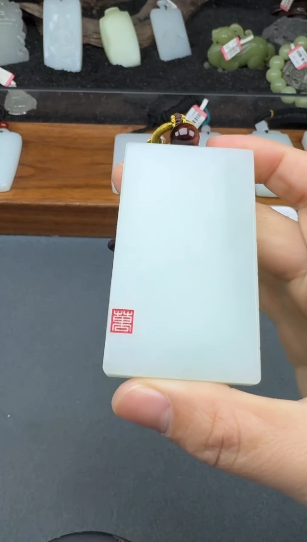 颈饰未镶嵌和田玉2