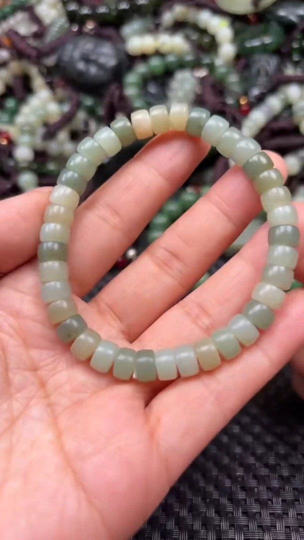 【闪购商品】和田玉颈饰未镶嵌.