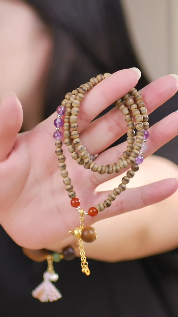 水晶手串未镶嵌（文莱奇楠0.5项链+葫芦吊坠）