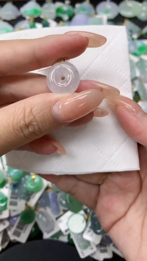 颈饰18K金镶嵌翡翠11111111111