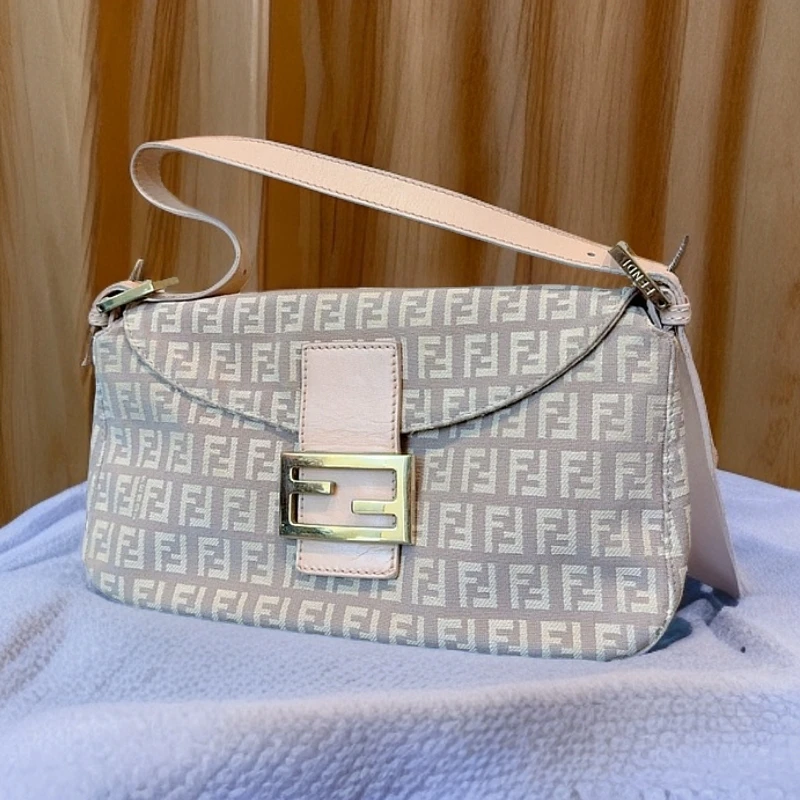 95新 FENDI/芬迪 粉色老花法棍单肩包 1226 2967