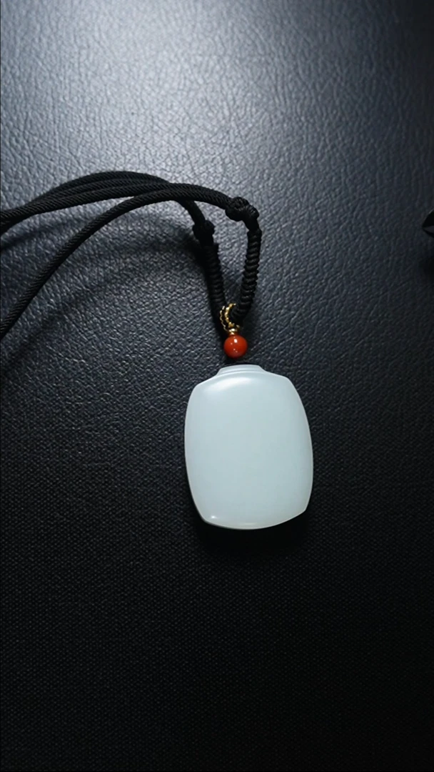 【闪购商品】和田玉颈饰未镶嵌无事牌