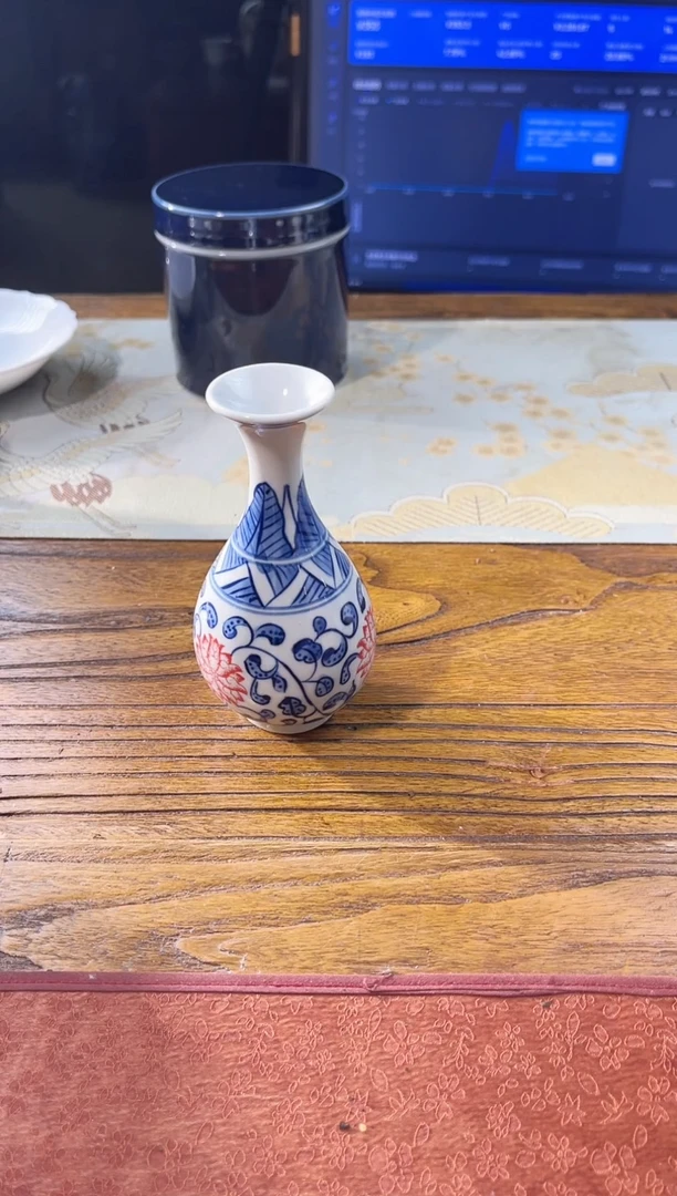 ?**好白胎莲瓣小壶承白胎莲瓣小壶承