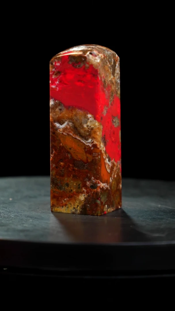 鸡血石刘关张鸡血石